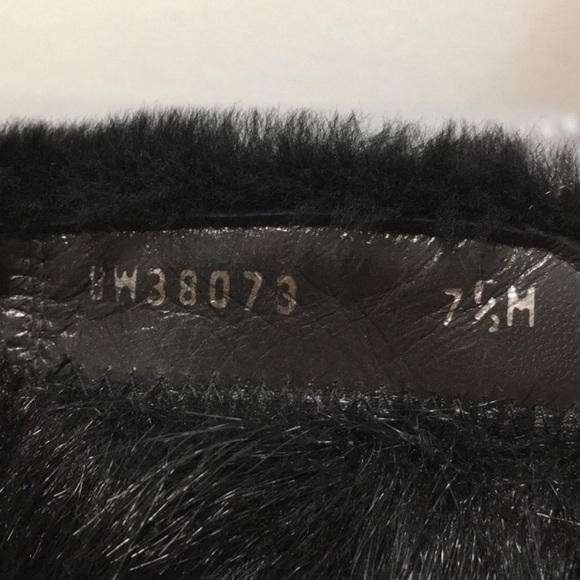 EUC!Stuart Weitzman Suede Mid-calf Boots Size 7.5 Black Fur Lining & Gum Soles - Picture 7 of 14